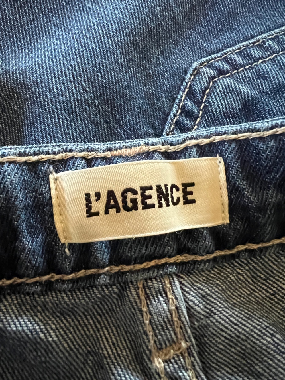 L’AGENCE Miley Ultra High Rise Wide Leg Cuffed Jeans Size 26 Y2K Retro Normcore - Picture 4 of 7